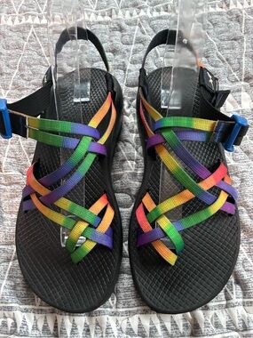 Chaco Women’s Rainbow Strappy Sport Sandals - Womens Sz 8